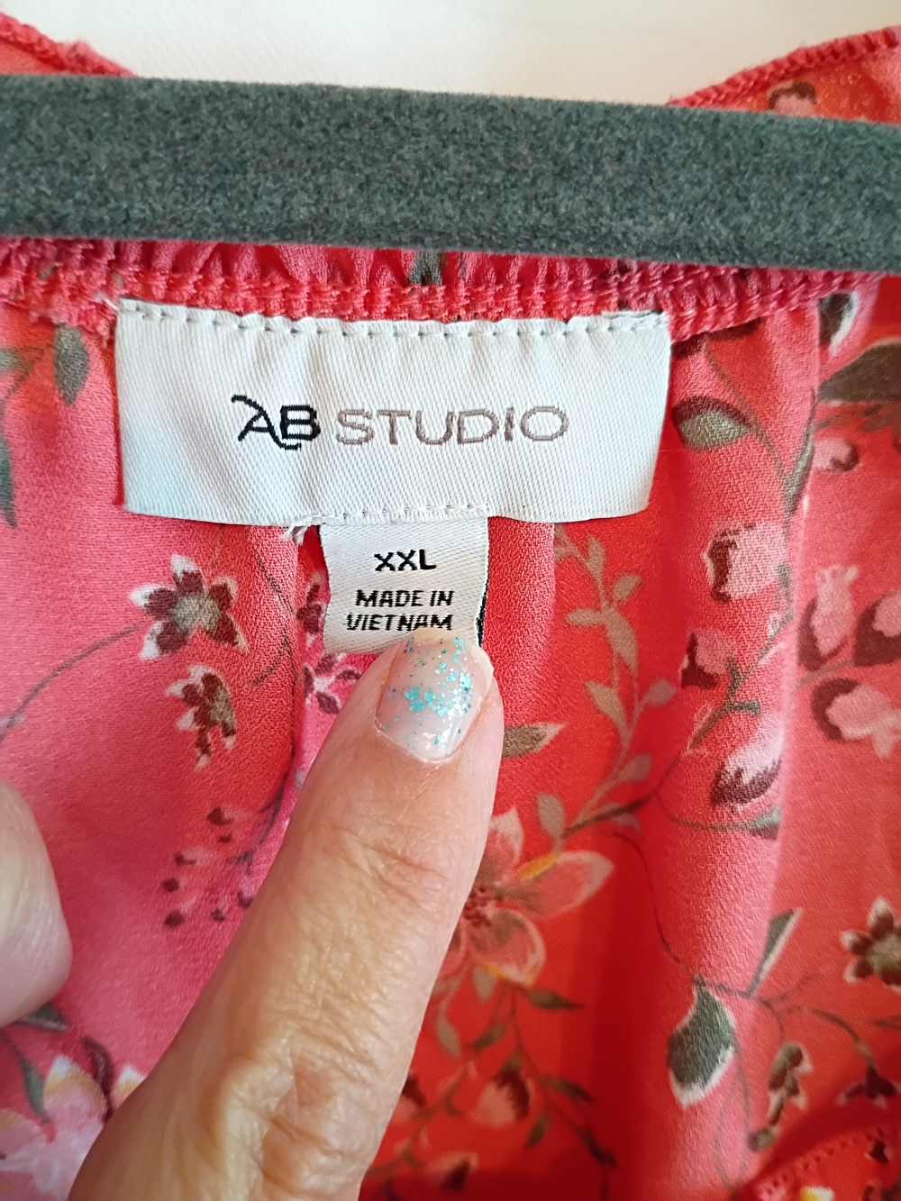 AB Studio Coral Size Xxl Floral Knot Tie-Front Peasant Blouse. - Picture 2 of 12